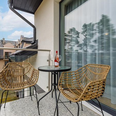 Apartment Rybacka With Parking&Balcony By Noclegi Renters Miedzywodzie Bagian luar foto