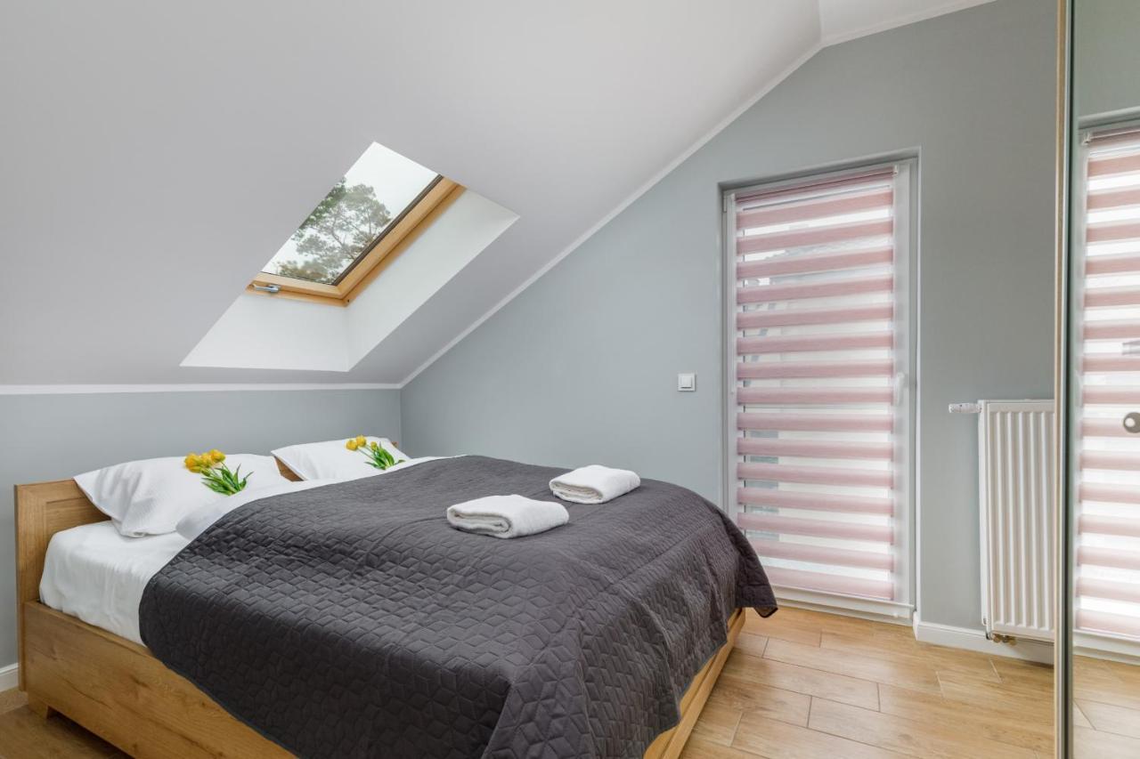 Apartment Rybacka With Parking&Balcony By Noclegi Renters Miedzywodzie Bagian luar foto
