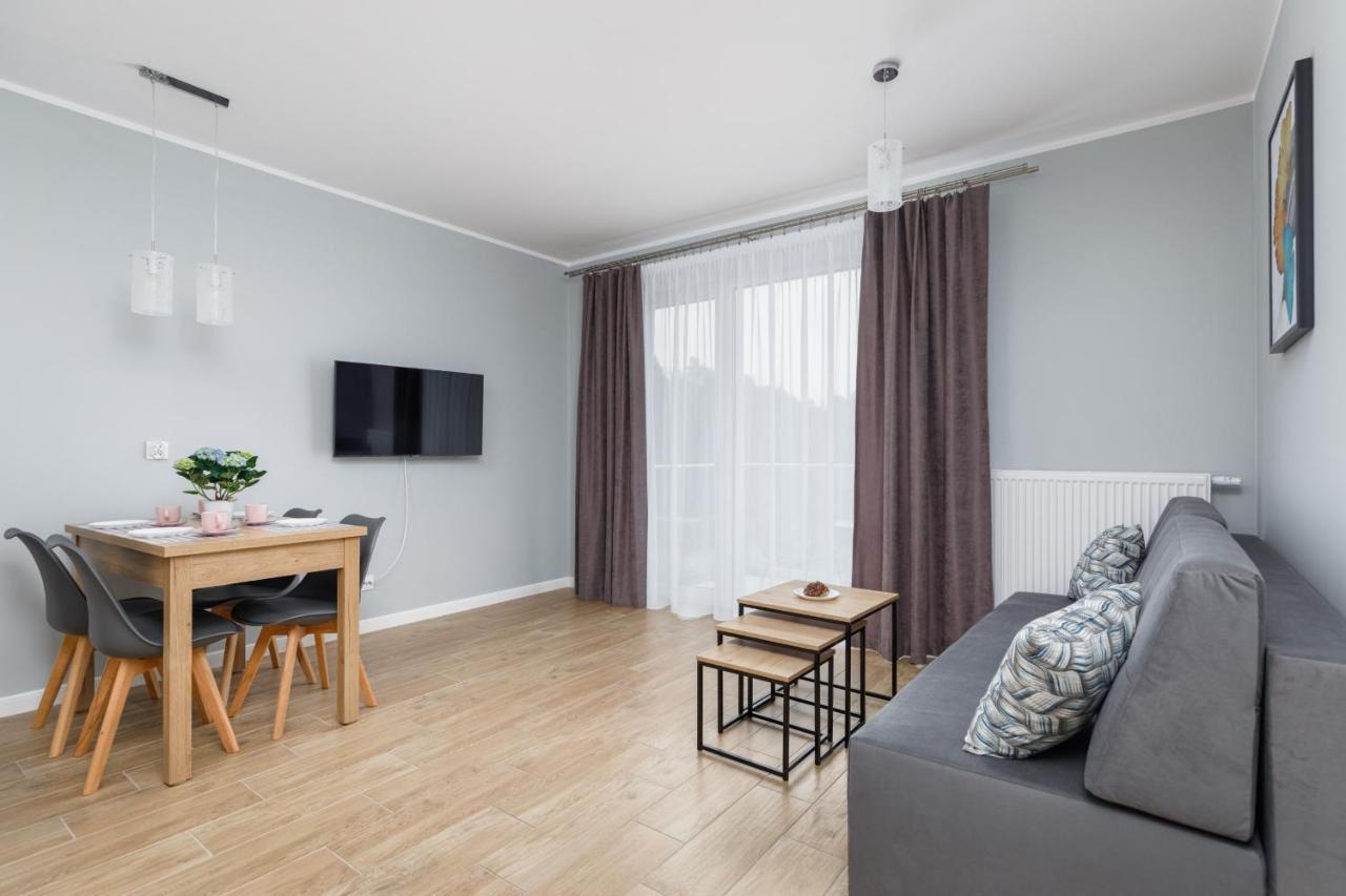 Apartment Rybacka With Parking&Balcony By Noclegi Renters Miedzywodzie Bagian luar foto